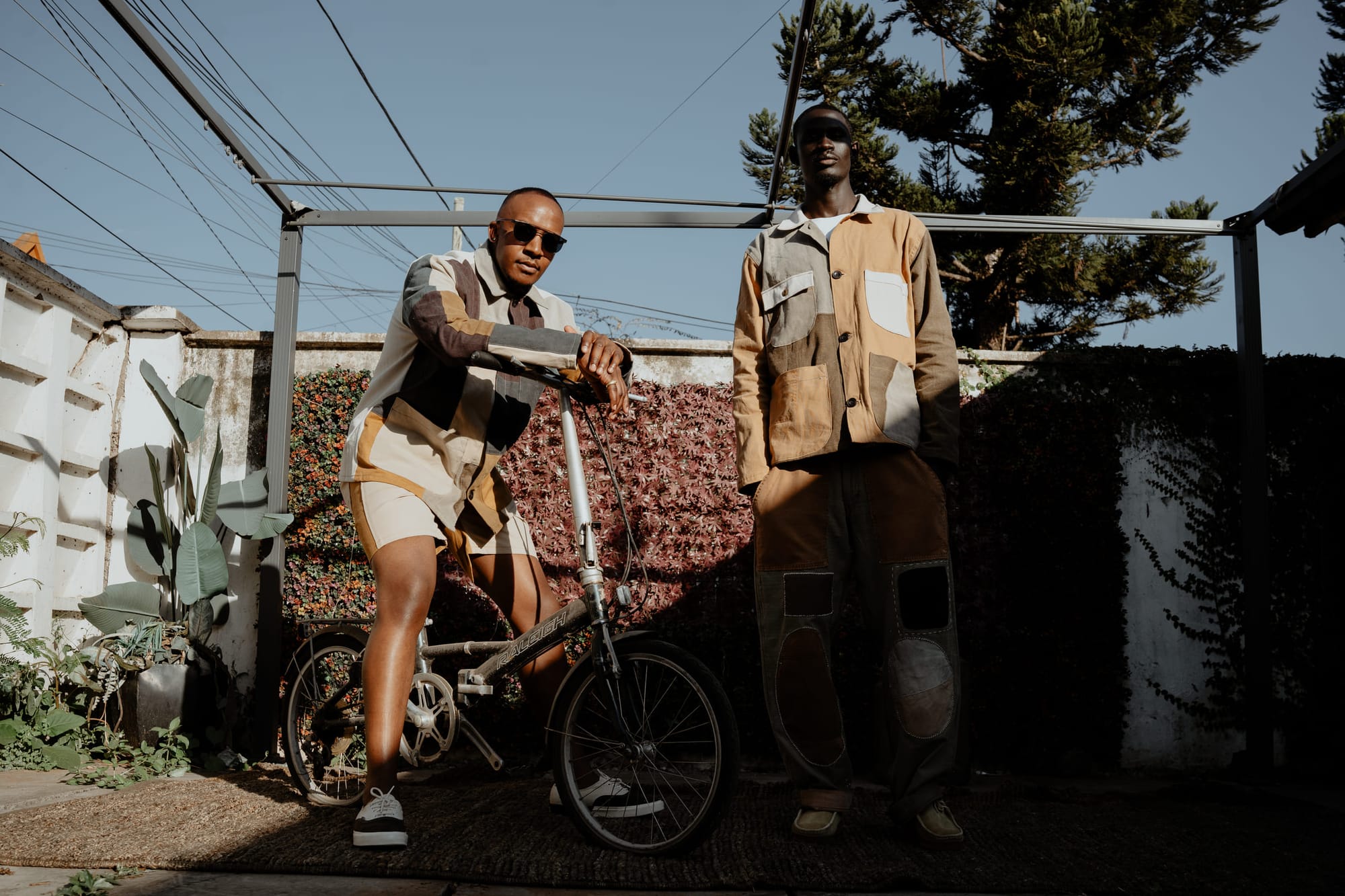 People — 7706